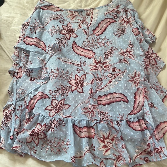 Gently worn sheer top - Picture 3 of 3